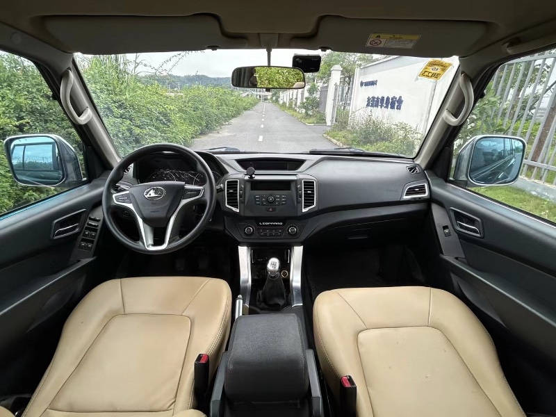 東莞18年獵豹汽車Q65