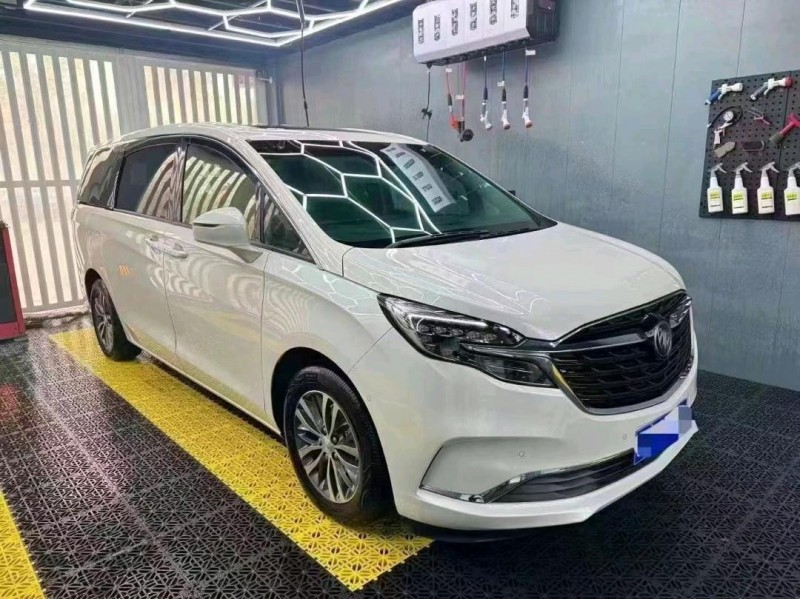 东营21年别克GL82