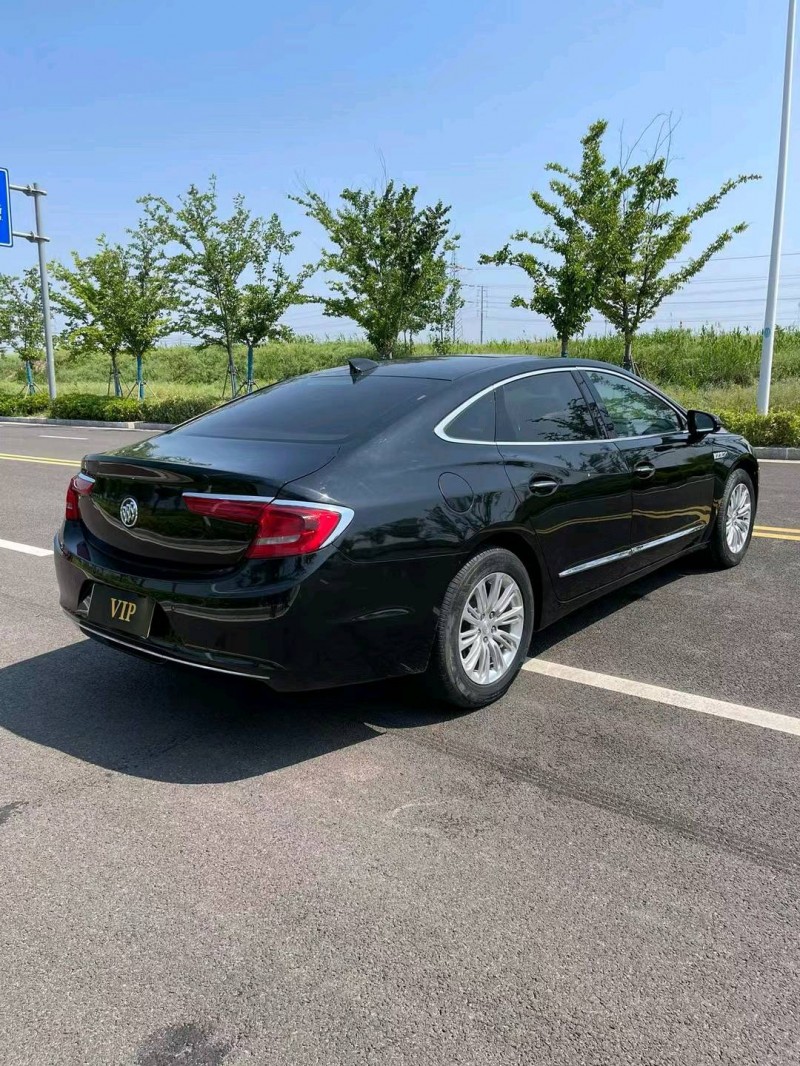 徐州18年别克君越8