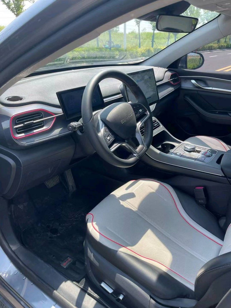 徐州22年比亚迪驱逐舰6