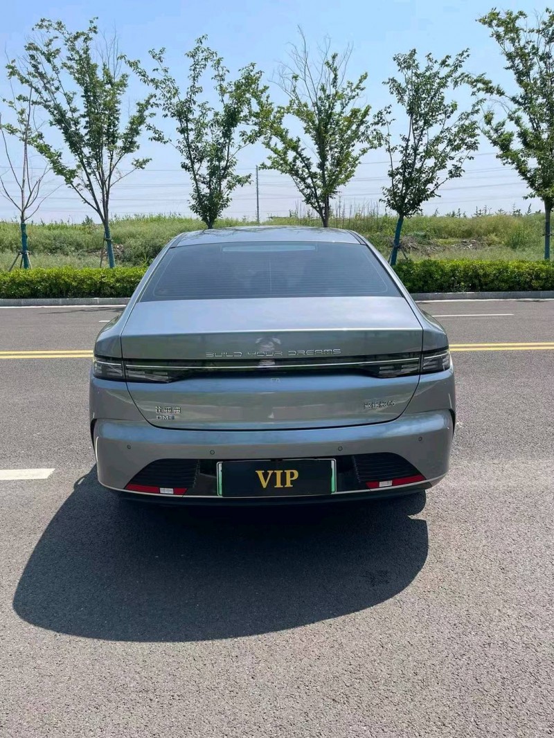 徐州22年比亚迪驱逐舰9