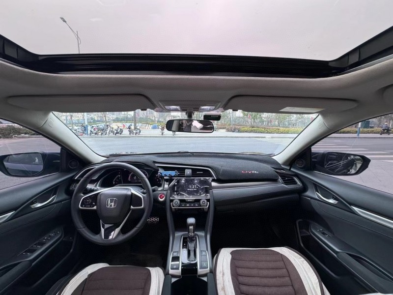 东莞22年本田思域5