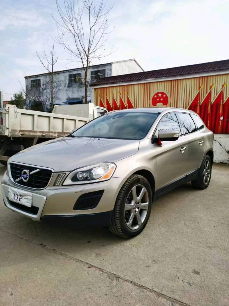 徐州13年沃尔沃XC602