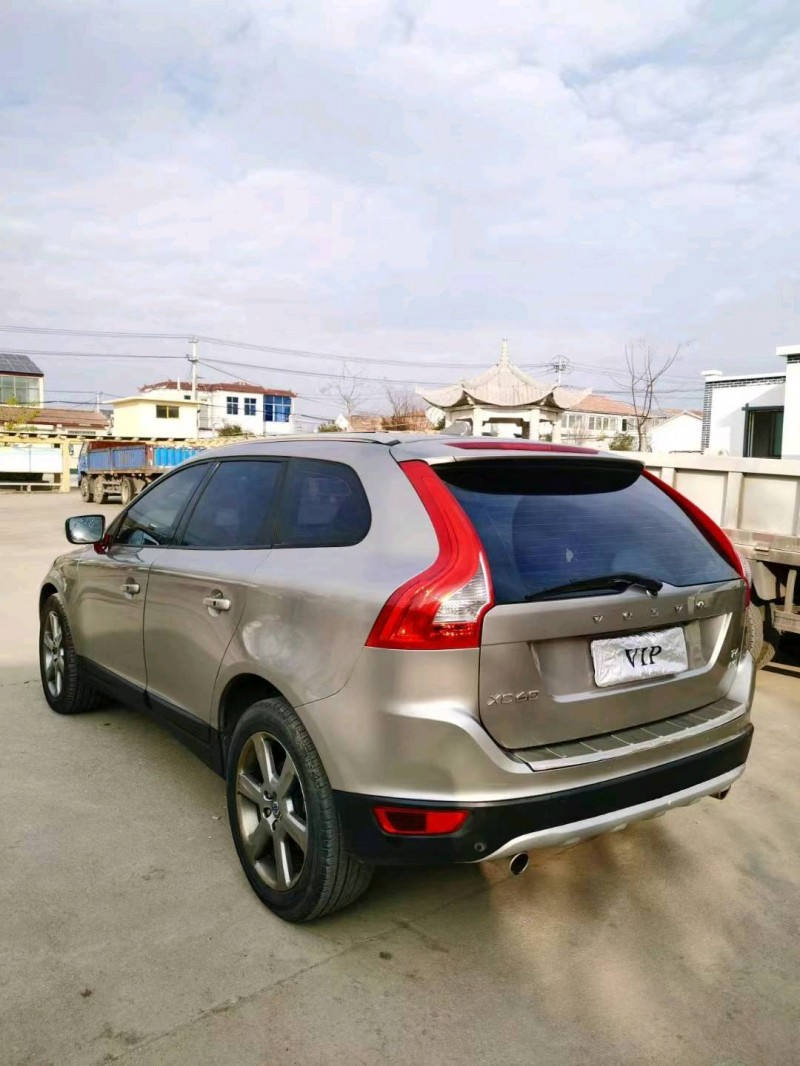 徐州13年沃尔沃XC604