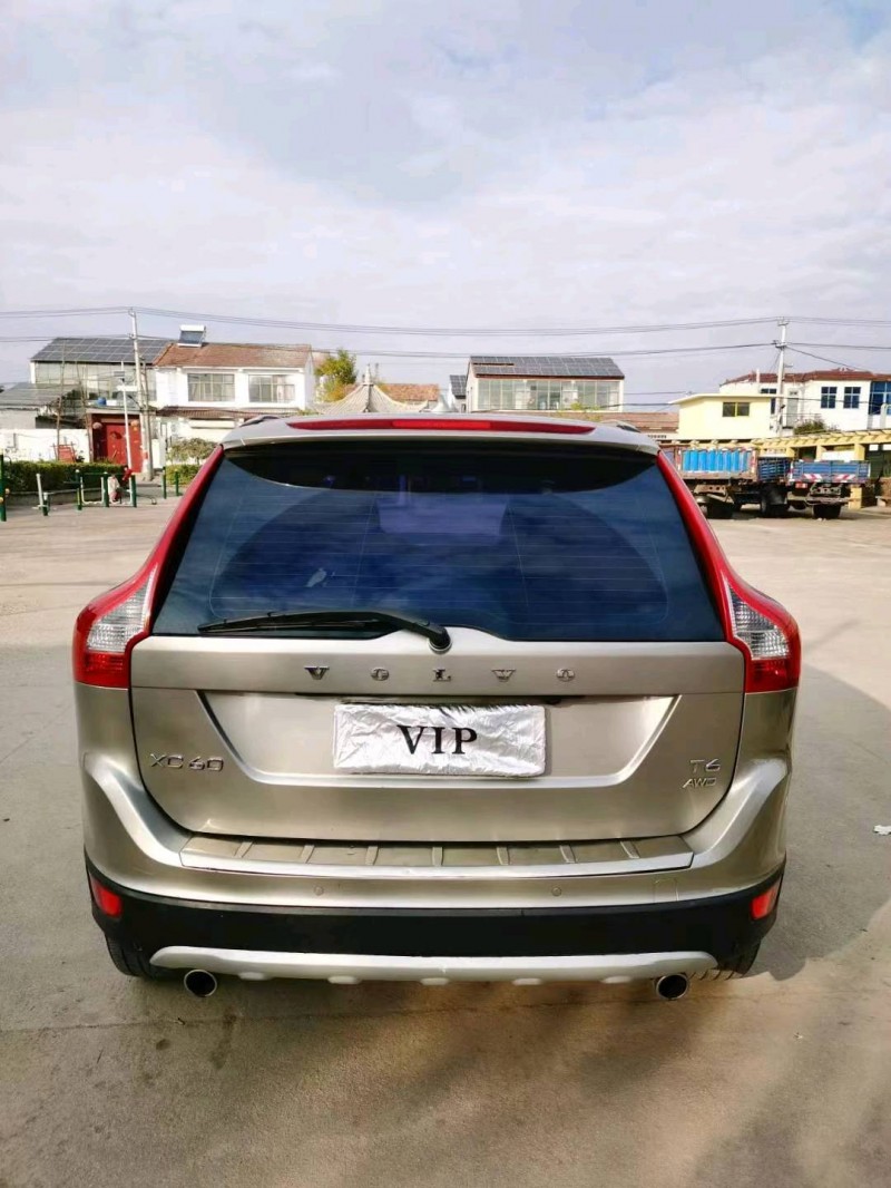 徐州13年沃尔沃XC609