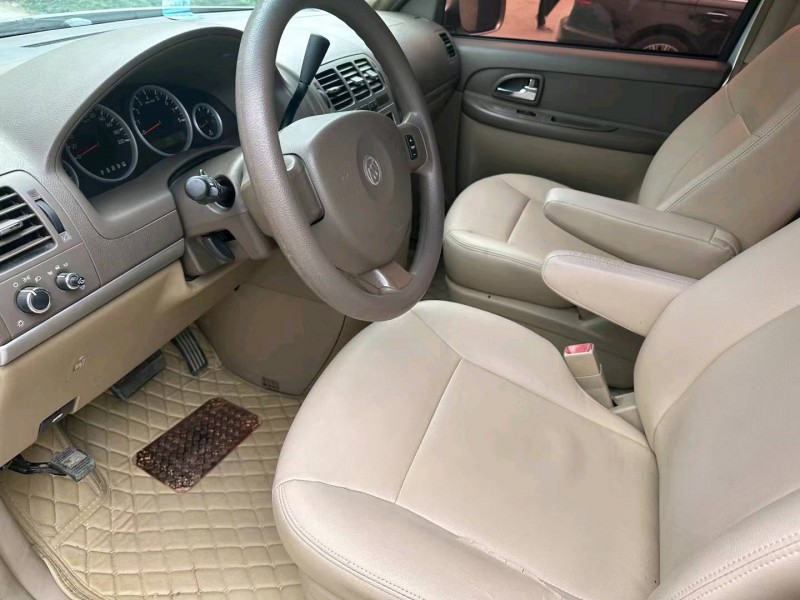 徐州14年别克GL86