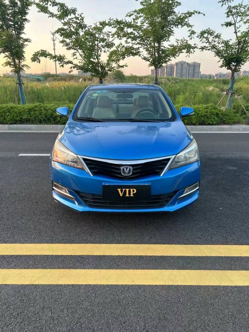 徐州15年长安汽车悦翔V71