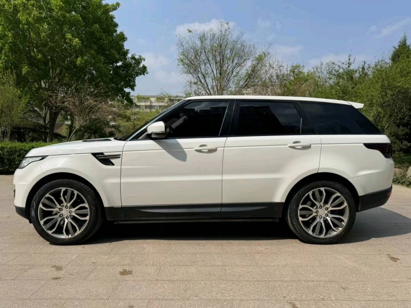 邢台15年路虎揽胜运动4
