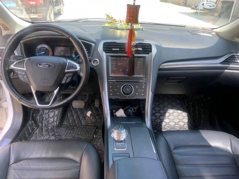 徐州17年福特蒙迪欧8