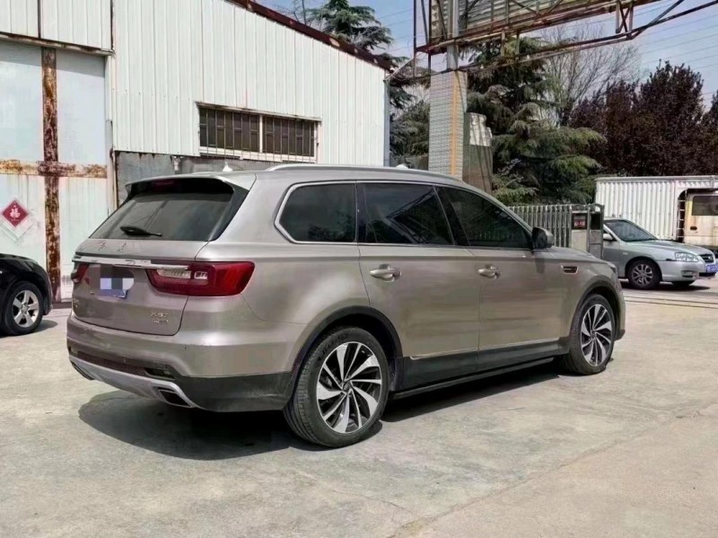 济南19年红旗HS74