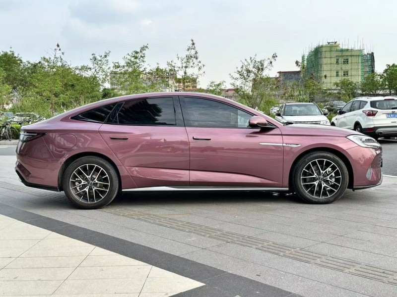 东莞23年比亚迪海豹8