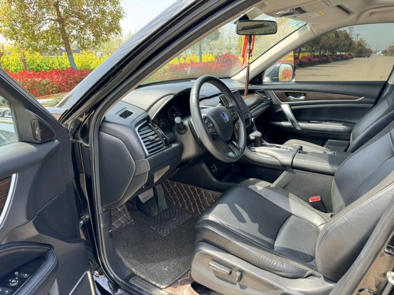 盐城18年本田冠道5