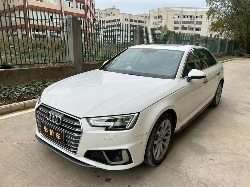 武汉22年奥迪A4L2