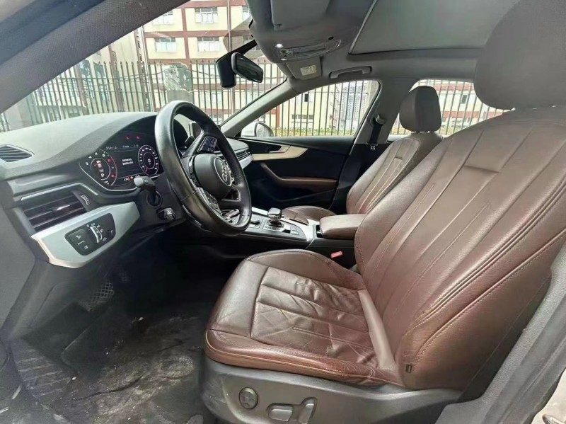 武汉22年奥迪A4L8