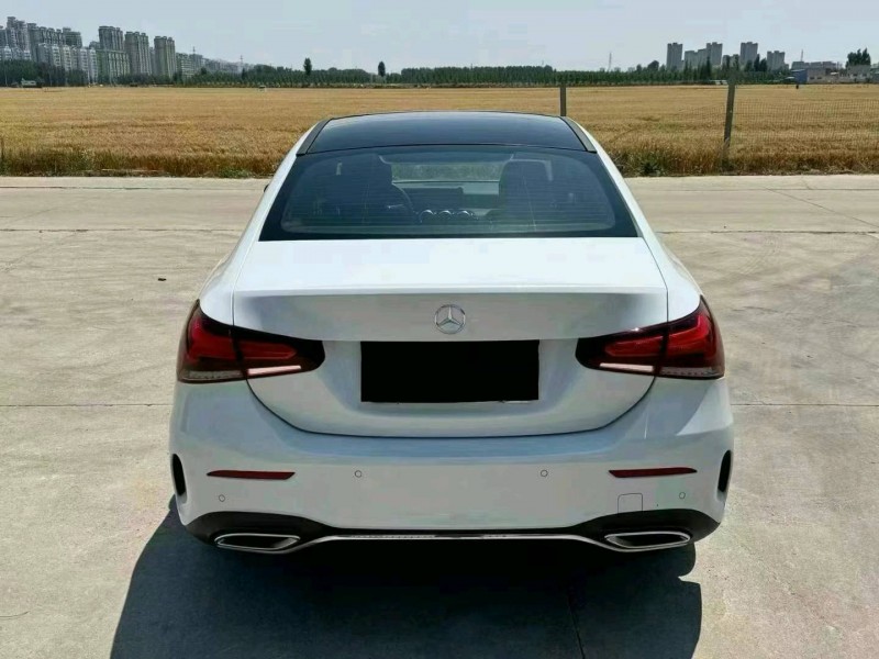 东营19年奔驰A9