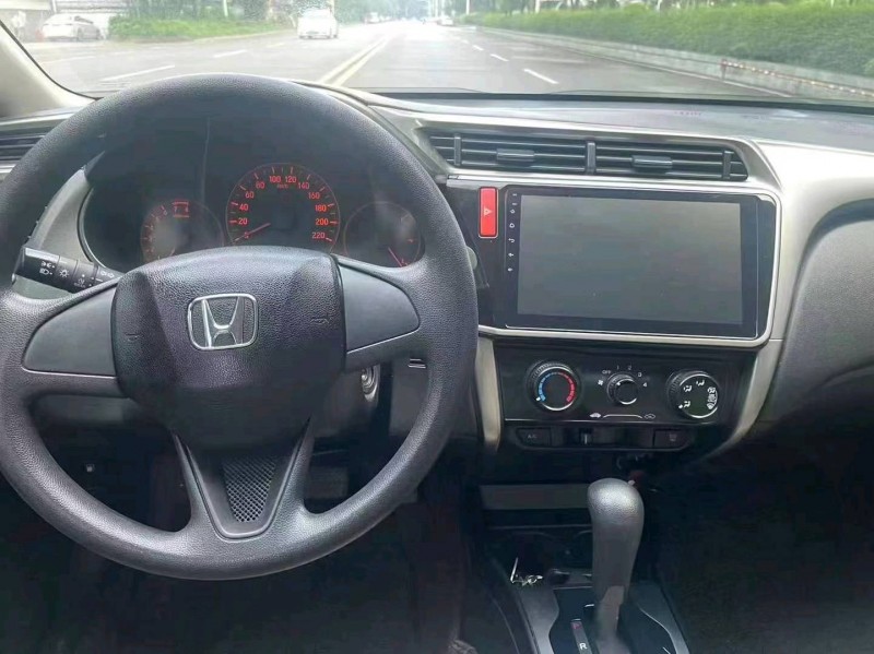 汕头18年本田锋范5