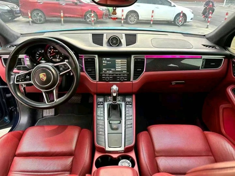 泉州15年保時捷Macan6