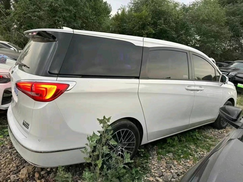 枣庄19年别克GL87