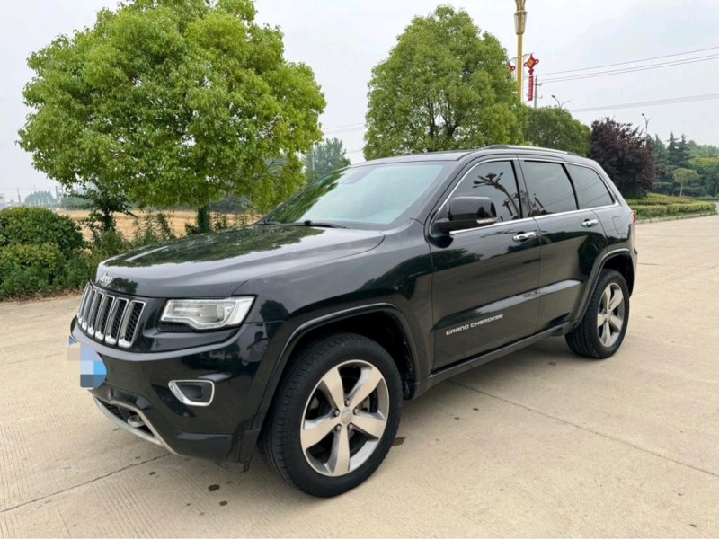 盐城16年Jeep大切诺基2