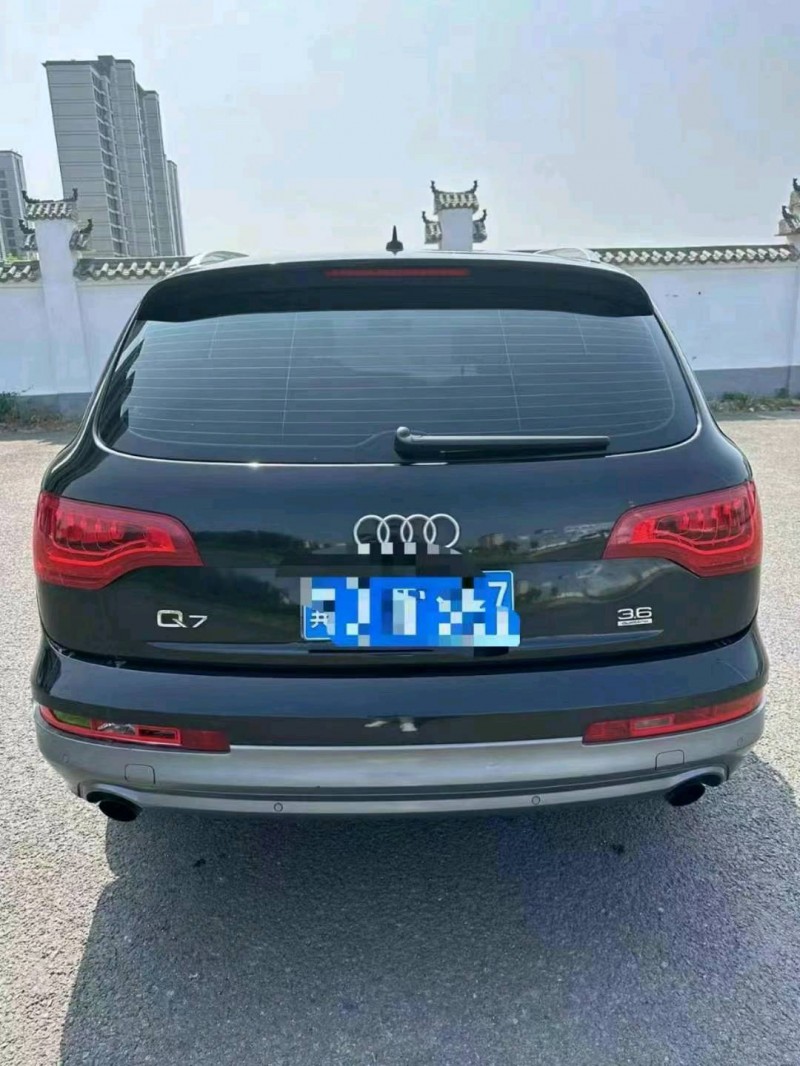 邢台10年奥迪Q79