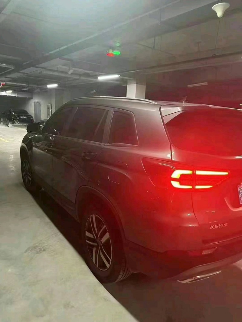 鷹潭23年長安汽車CS754