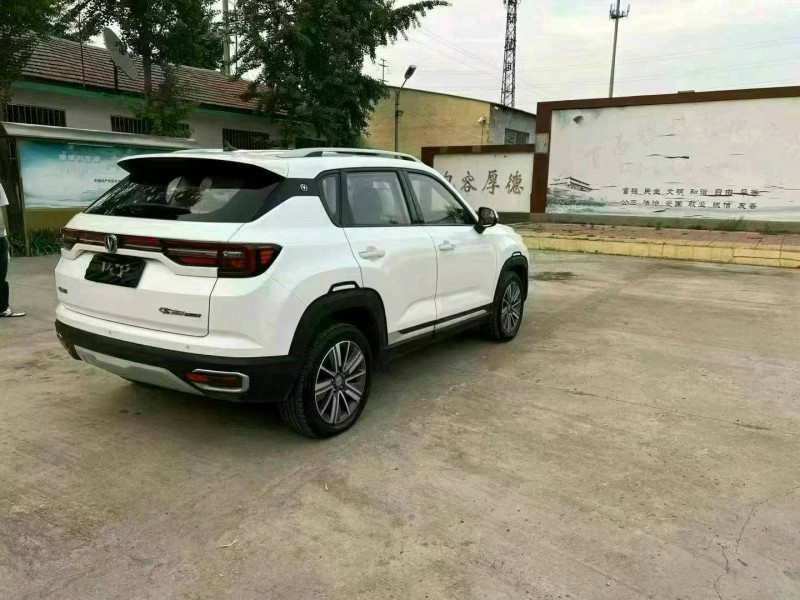 东营19年长安汽车CS355