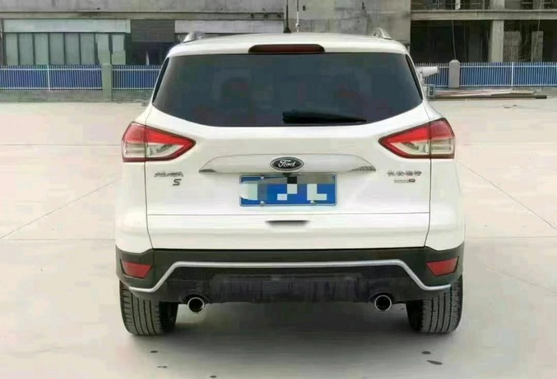 邢台14年福特翼虎9