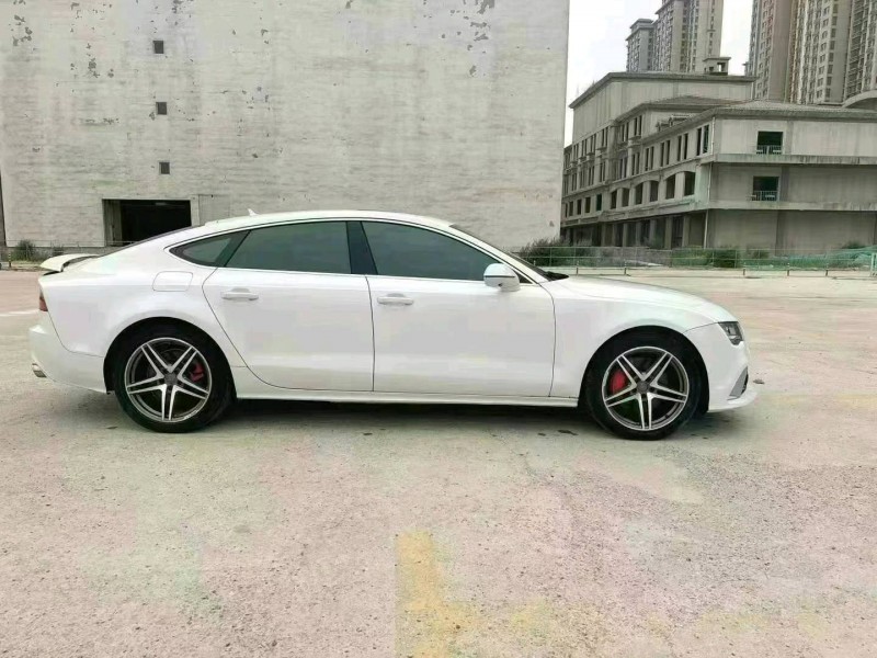 东营13年奥迪A7L3