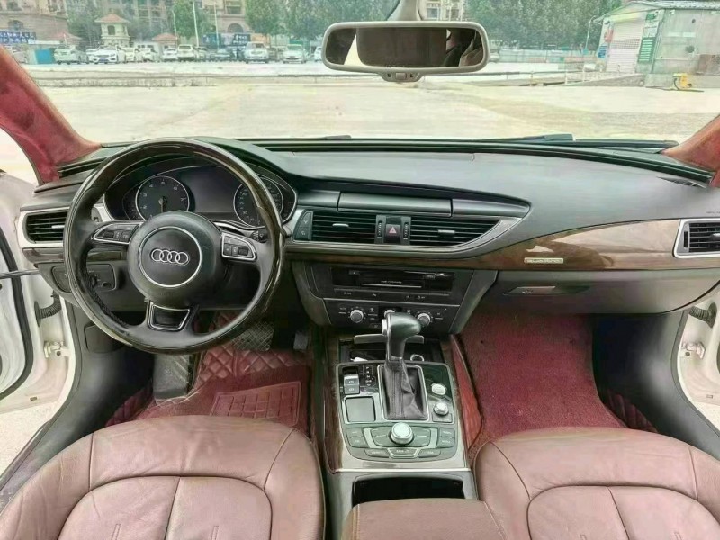 东营13年奥迪A7L6