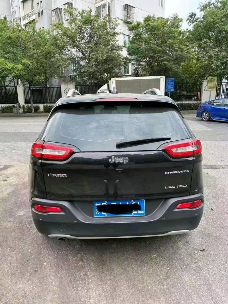 徐州20年Jeep自由光4