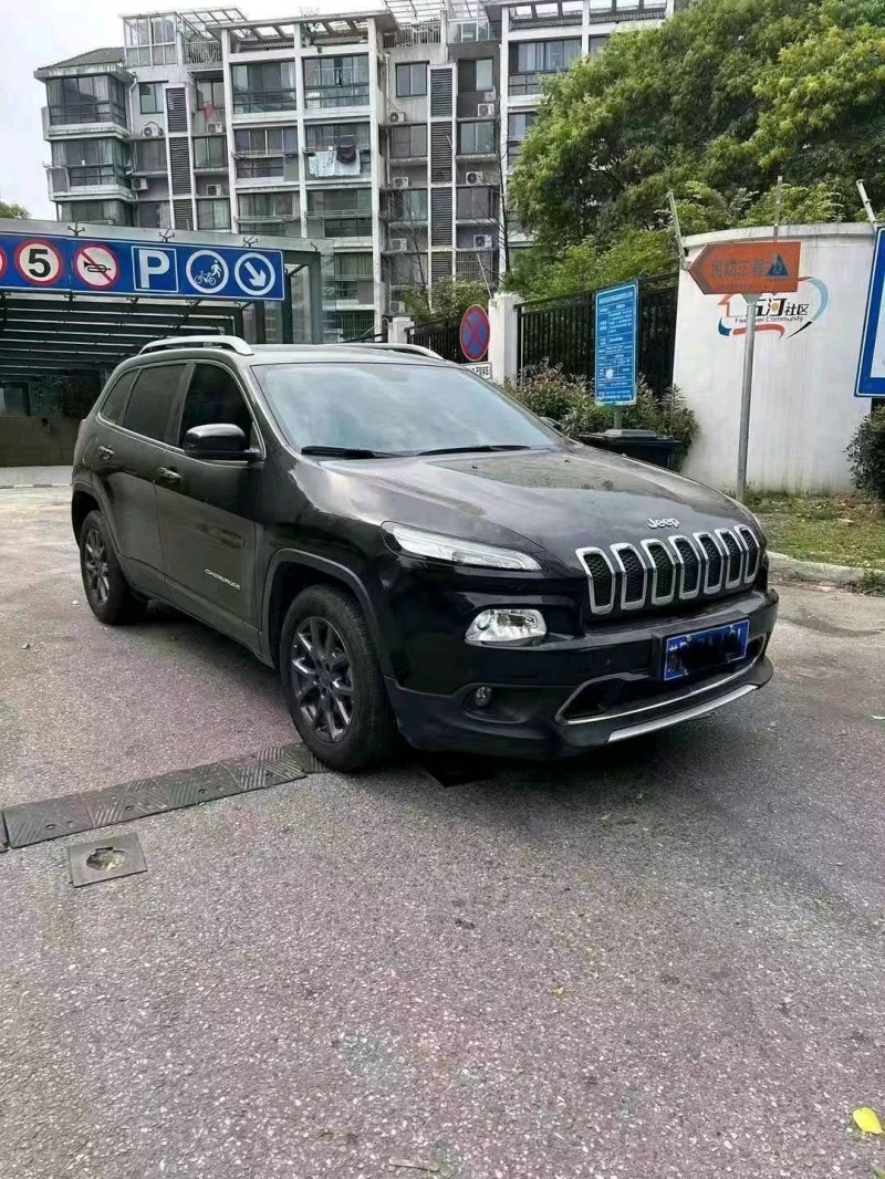 徐州20年Jeep自由光6