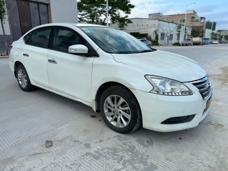 汕头14年日产轩逸2