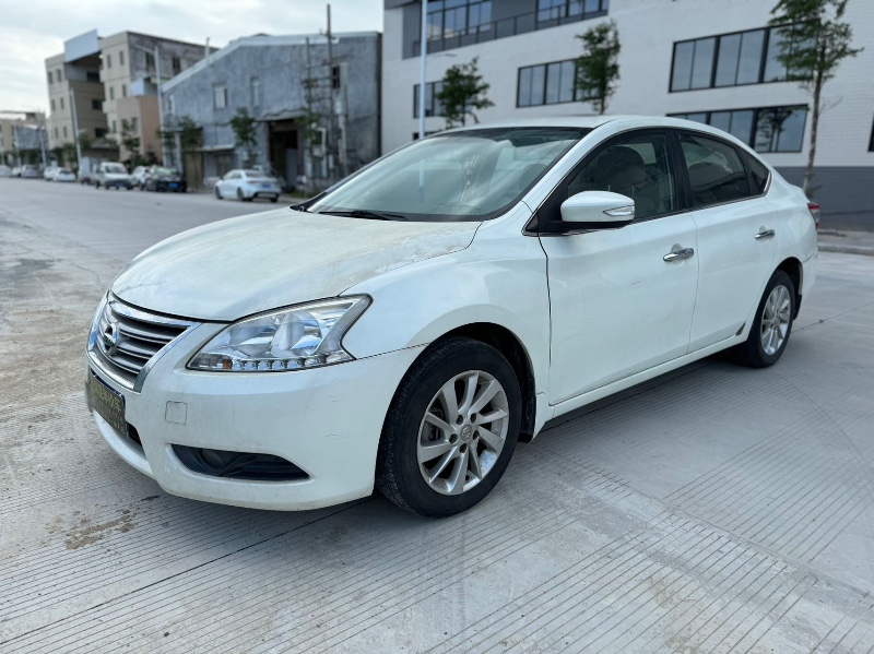 汕头14年日产轩逸3