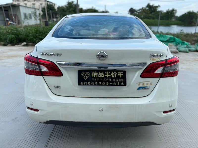 汕头14年日产轩逸8