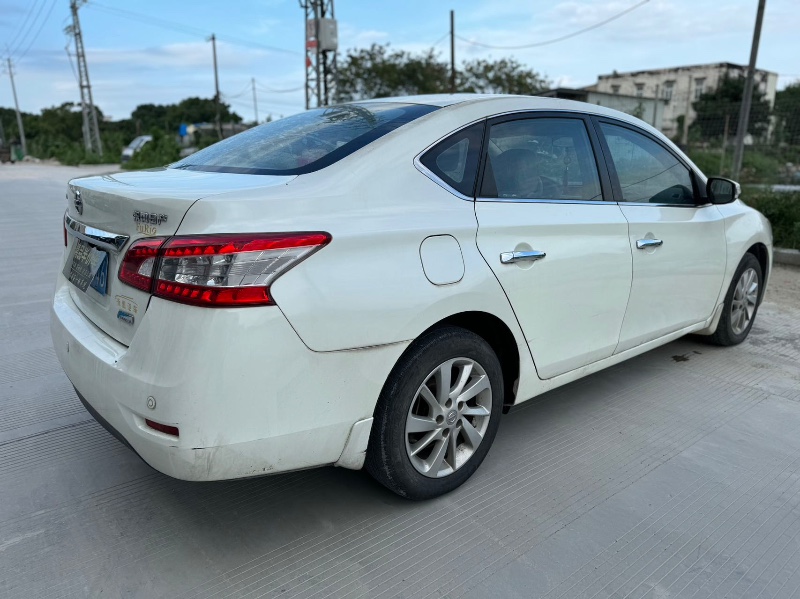 汕头14年日产轩逸9