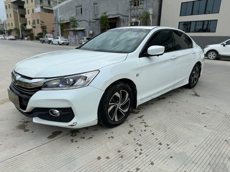 汕头24年本田雅阁3