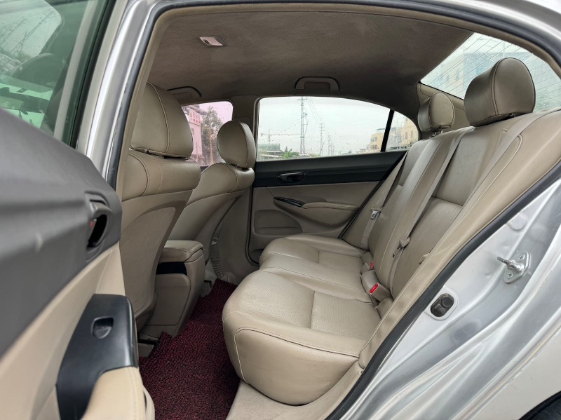 汕头13年本田思铭4