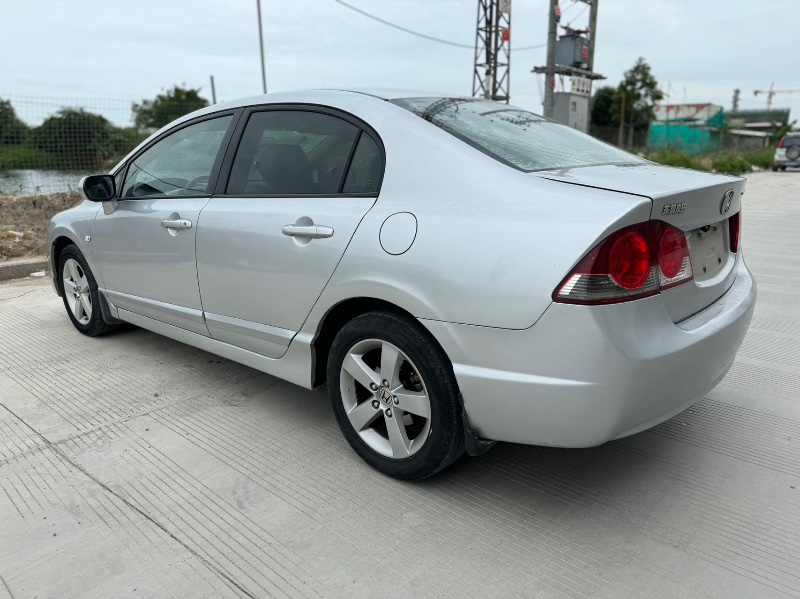 汕头13年本田思铭9