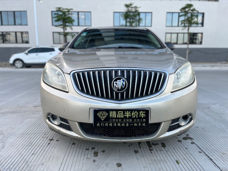 汕头11年别克英朗1