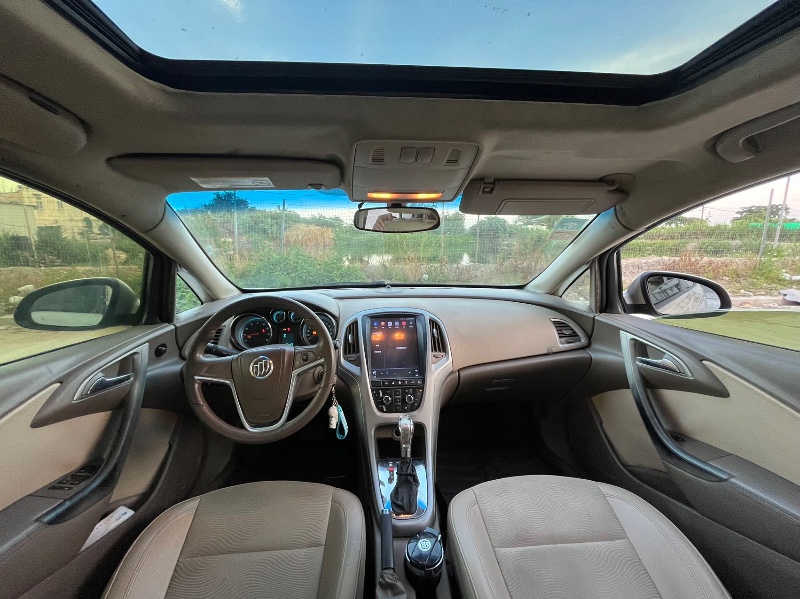 汕头11年别克英朗5