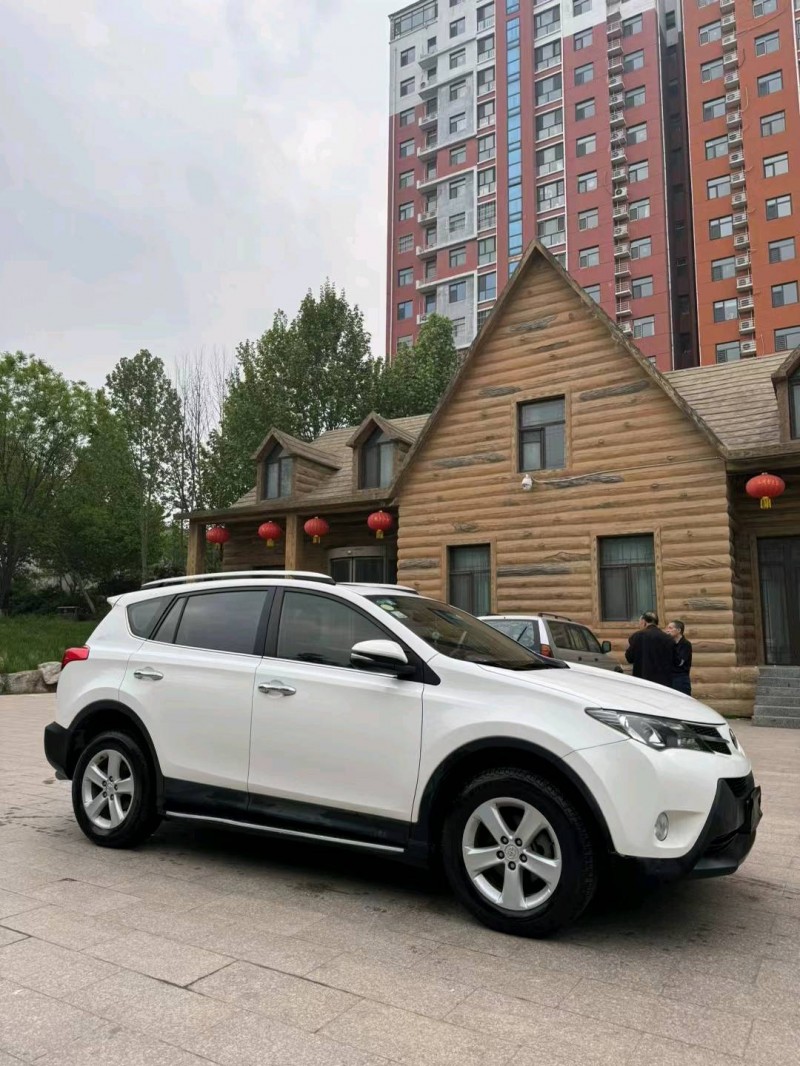 邢台15年丰田RAV4荣放3