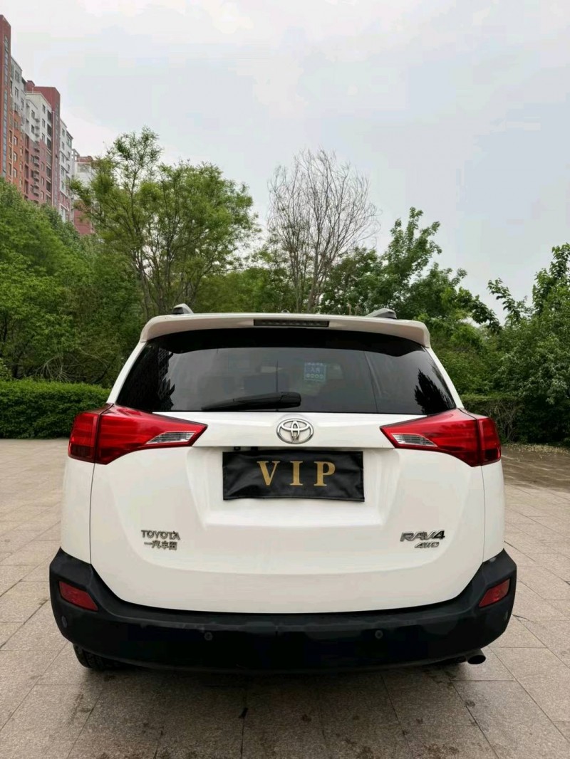 邢台15年丰田RAV4荣放9