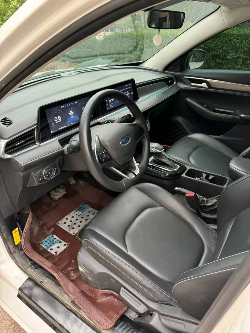 邢台21年福特福睿斯4