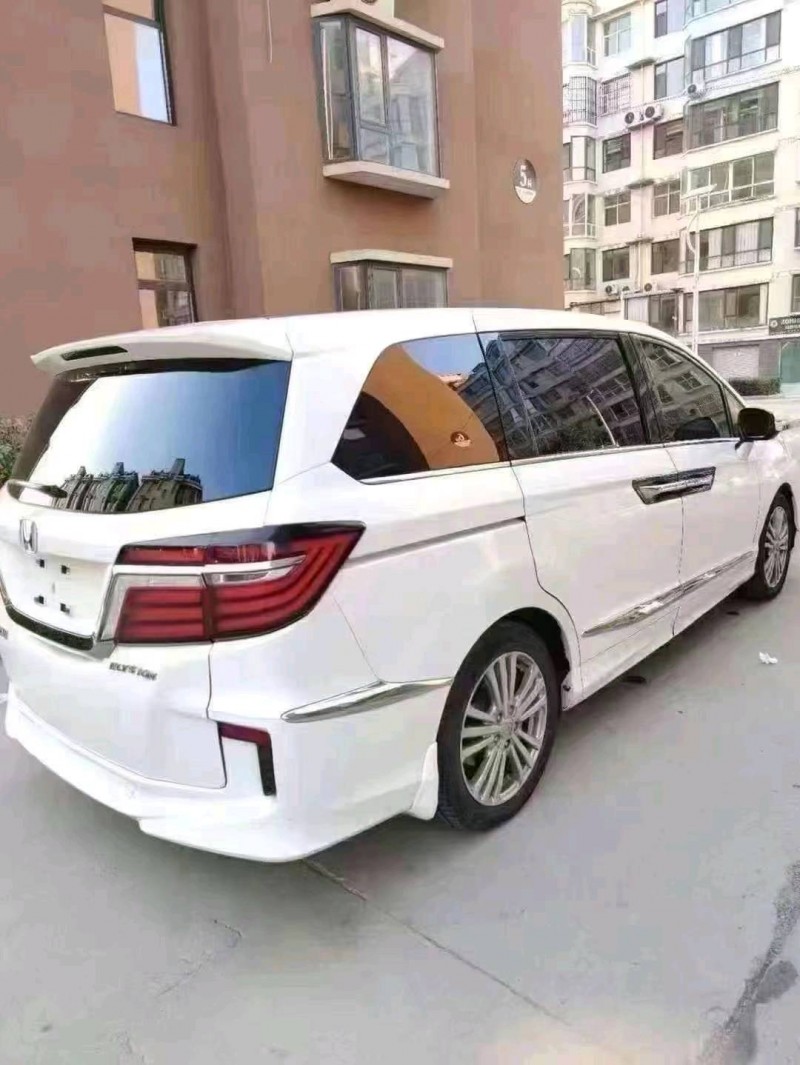 汕头17年本田艾力绅9