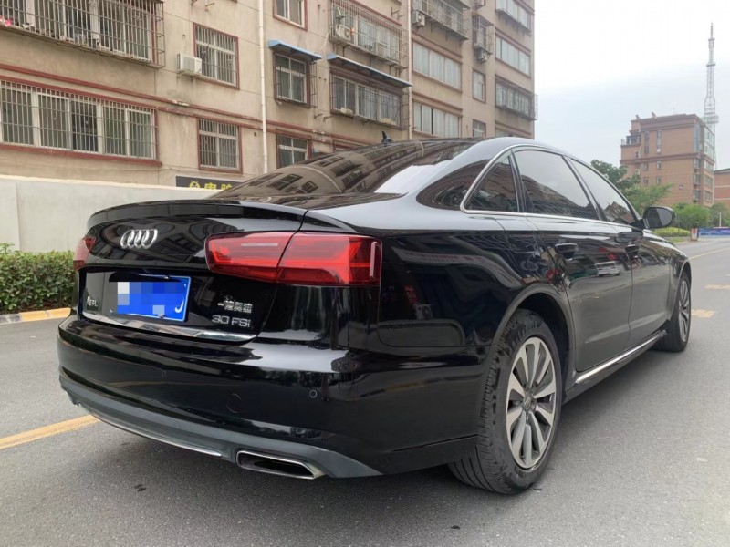 許昌17年奧迪A6L9