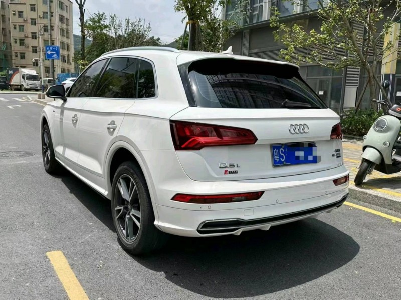 东莞19年奥迪Q57