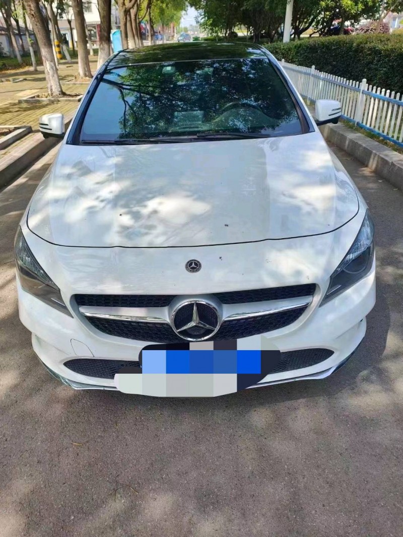 神农架18年奔驰CLA1