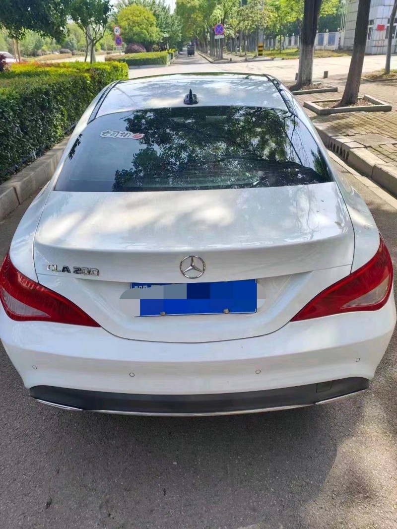 神农架18年奔驰CLA4