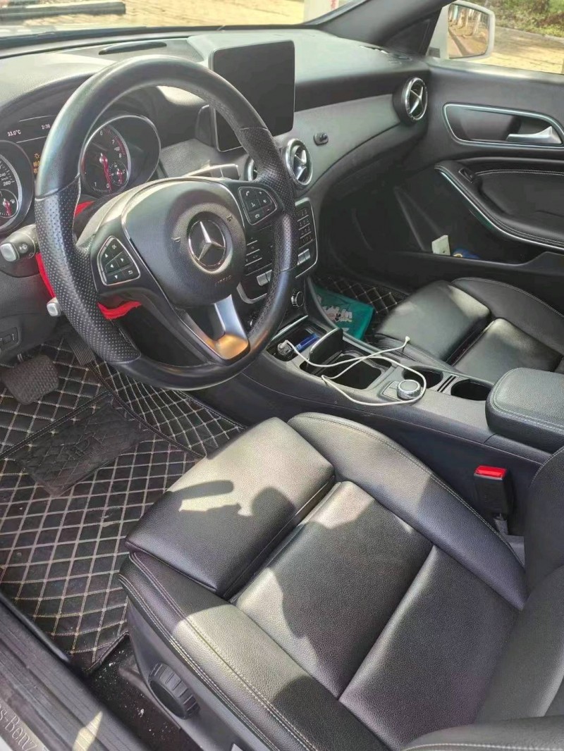 神农架18年奔驰CLA9