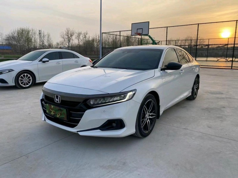 徐州22年本田雅阁3